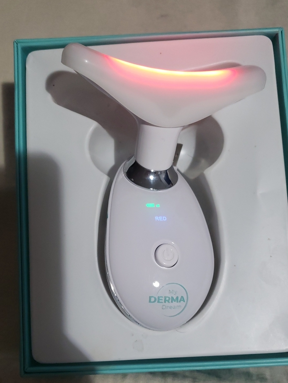 Light Facial Massager - White